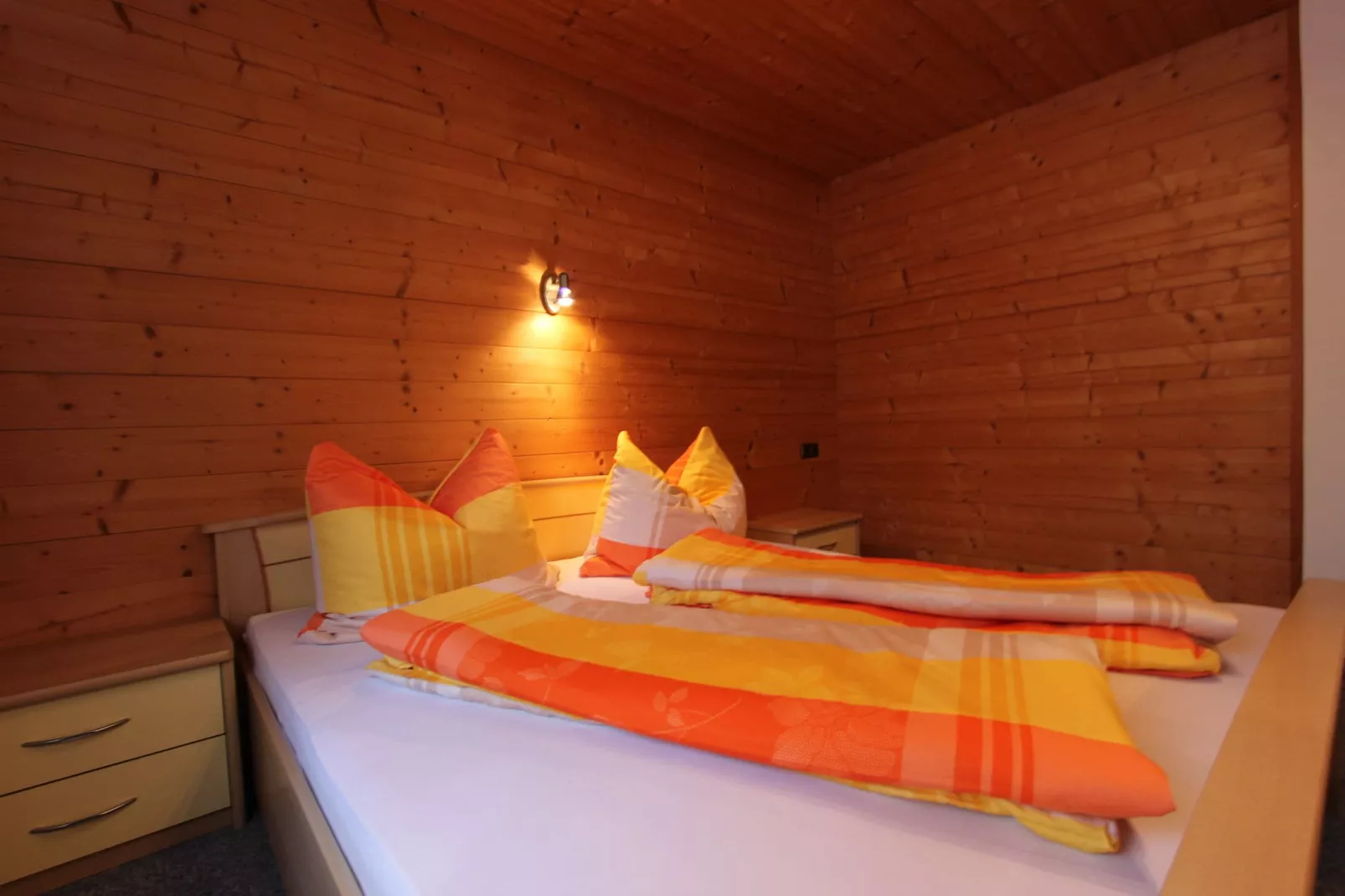 Eileen I-Bedroom