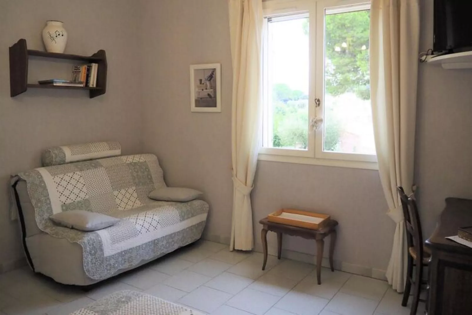 Ferienwohnung in Bellegarde / Les Santolines-Bedroom