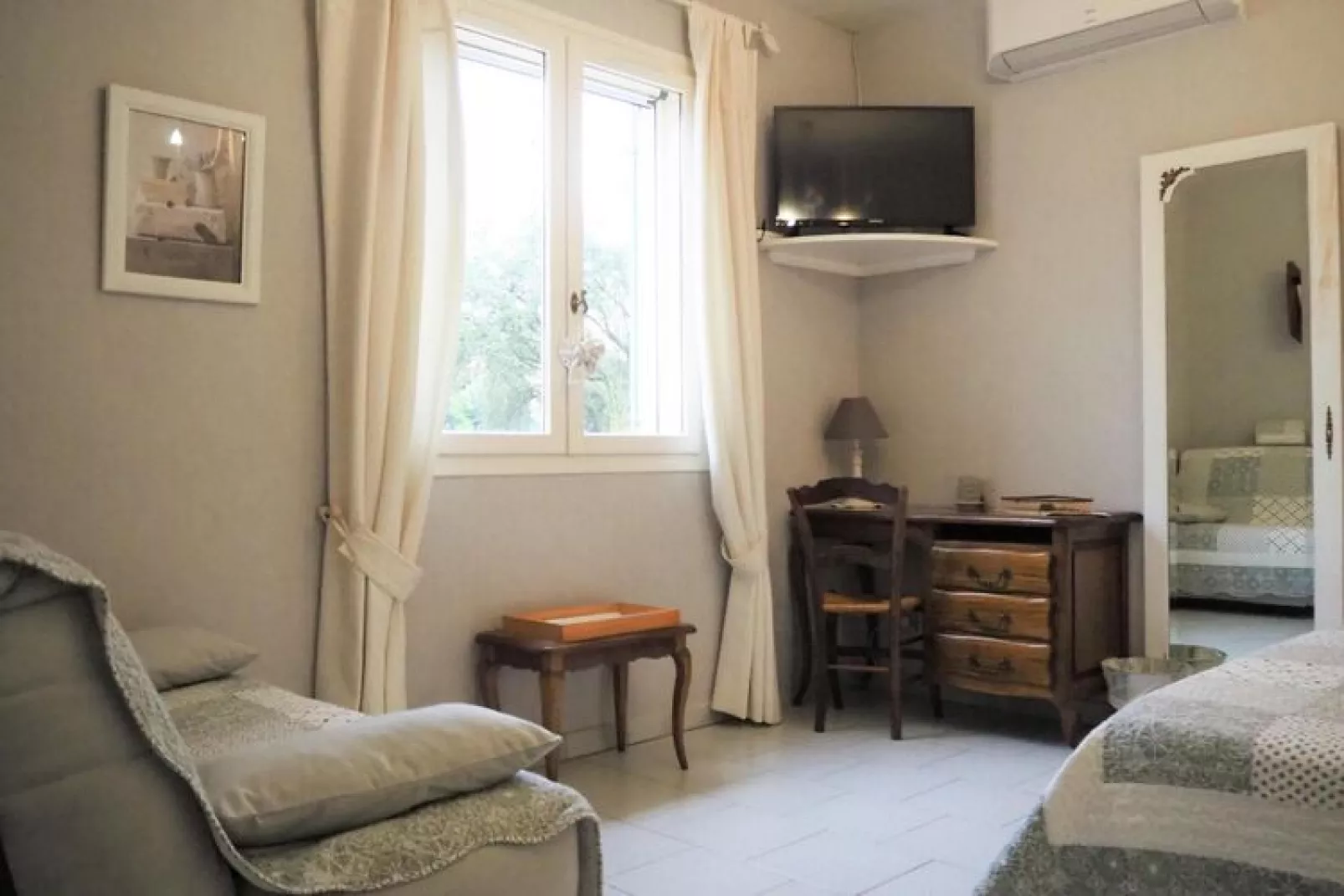 Ferienwohnung in Bellegarde / Les Santolines-Bedroom