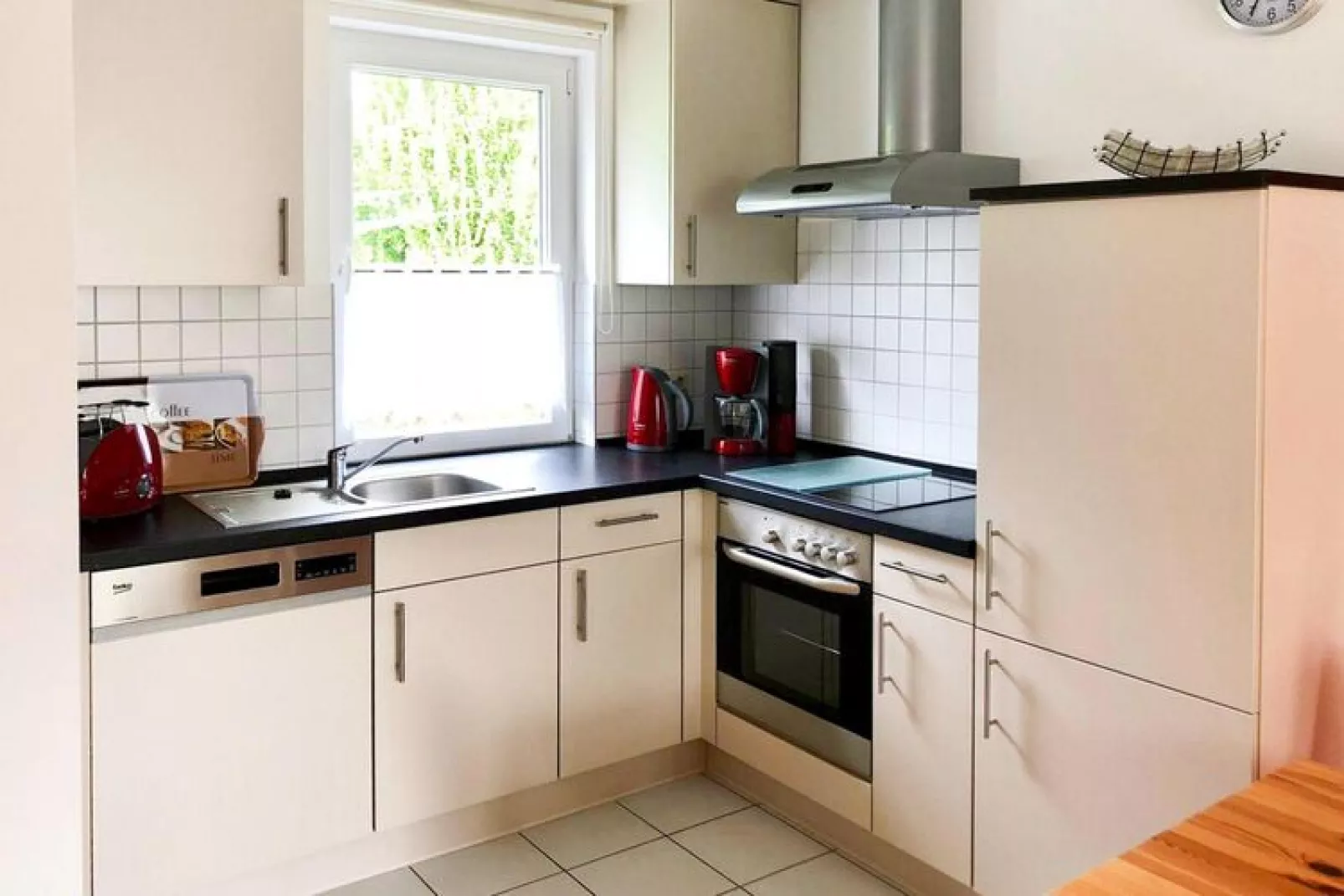 Doppelhaushälfte links-Kitchen