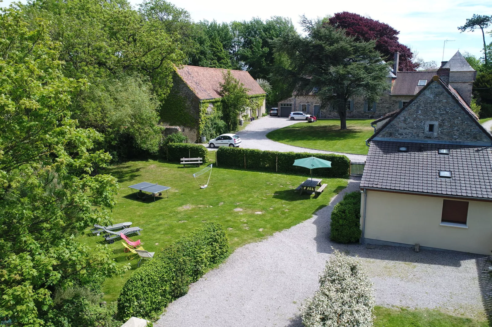 Sainte Godeleine-Exterior summer