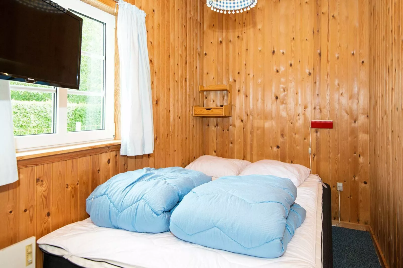 Tranquil Cottage near Kvie Lake-By Traum-Indoor