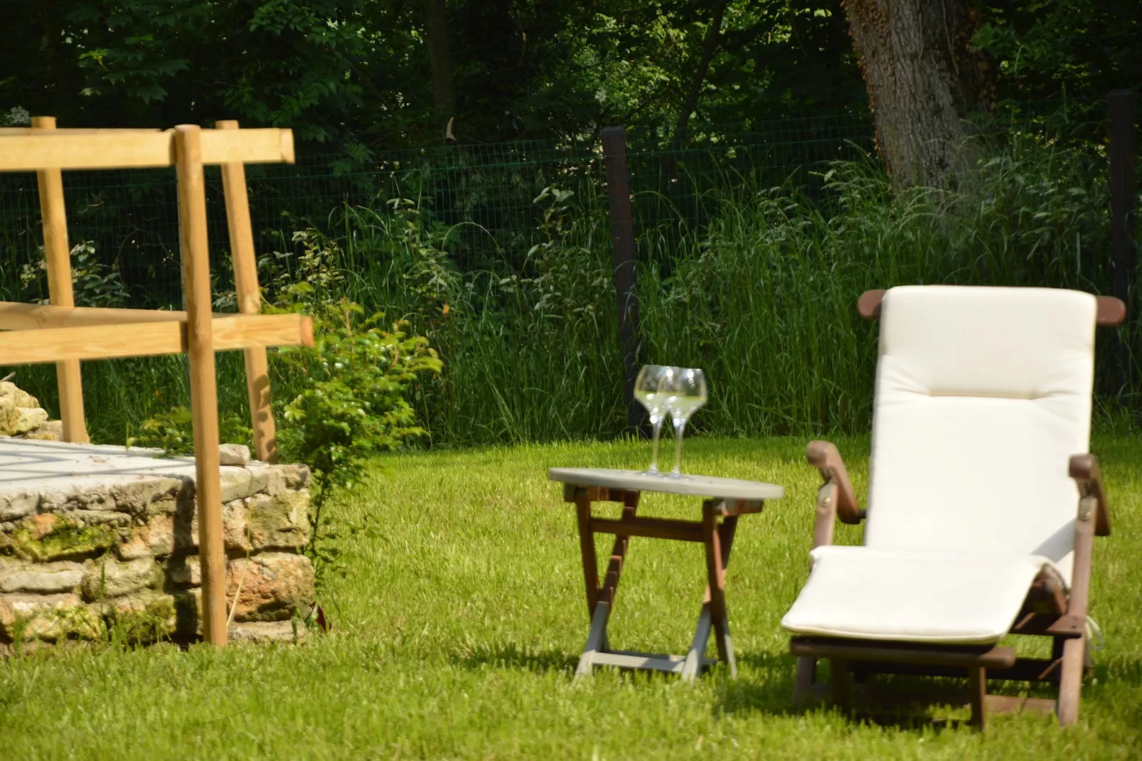 Sainte Godeleine-Gardens summer