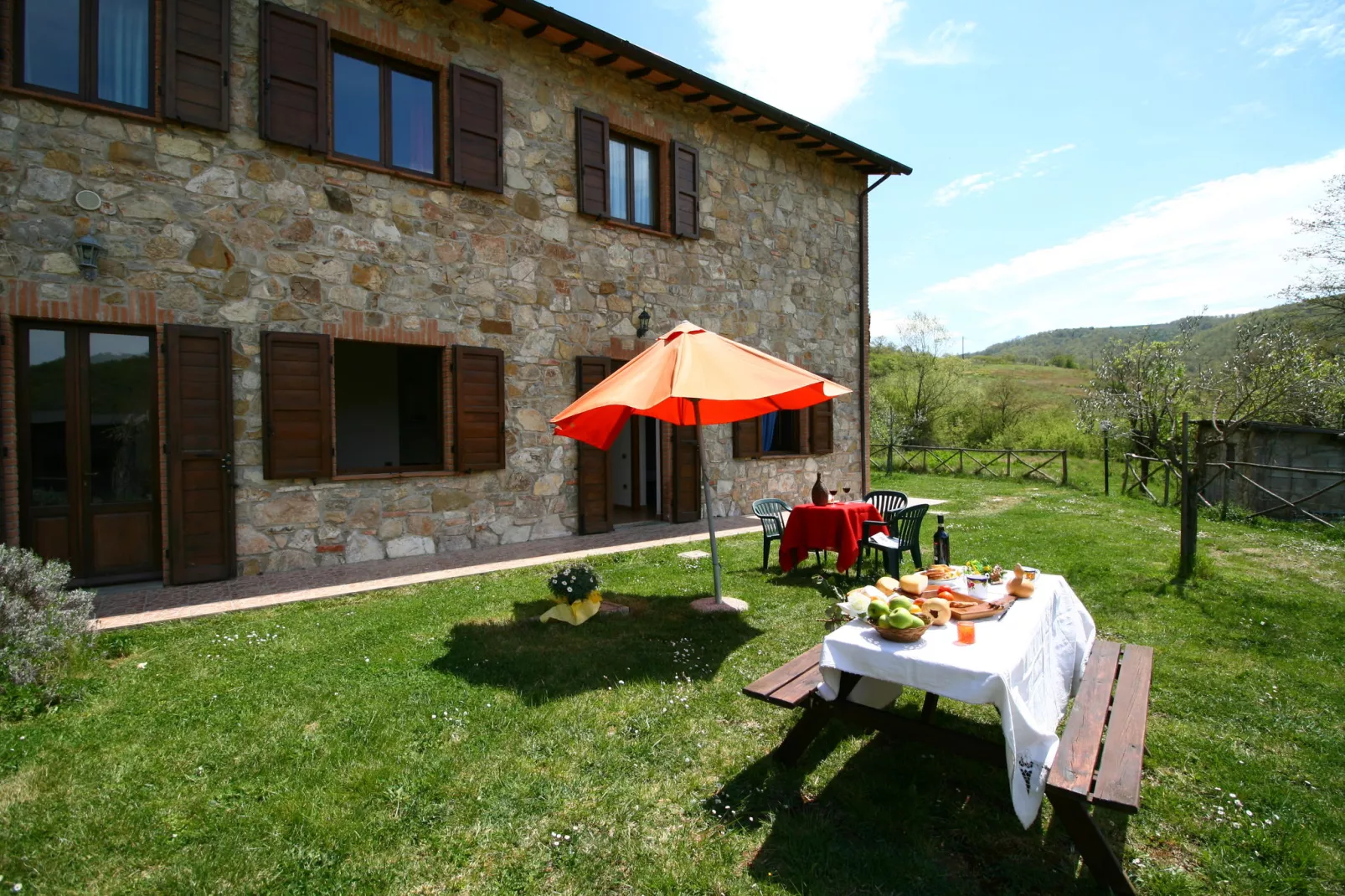 Nerone-Exterior summer