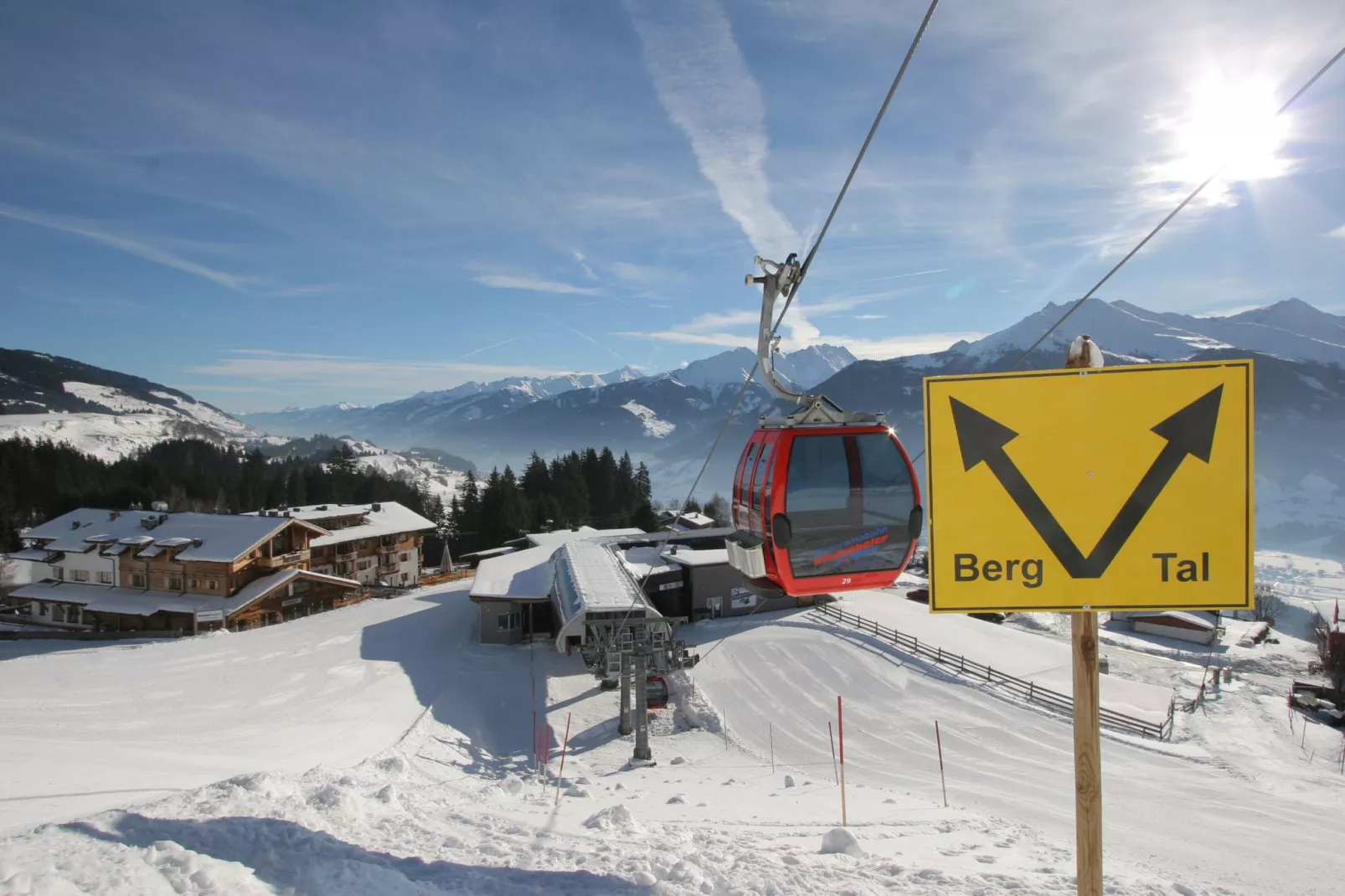 Panorama Chalet 5-Area winter 1km