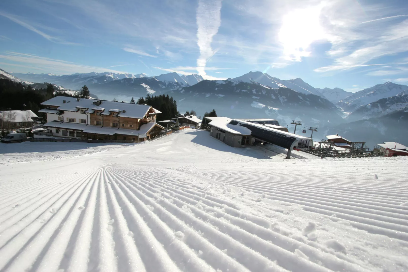 Panorama Chalet 5-Area winter 1km