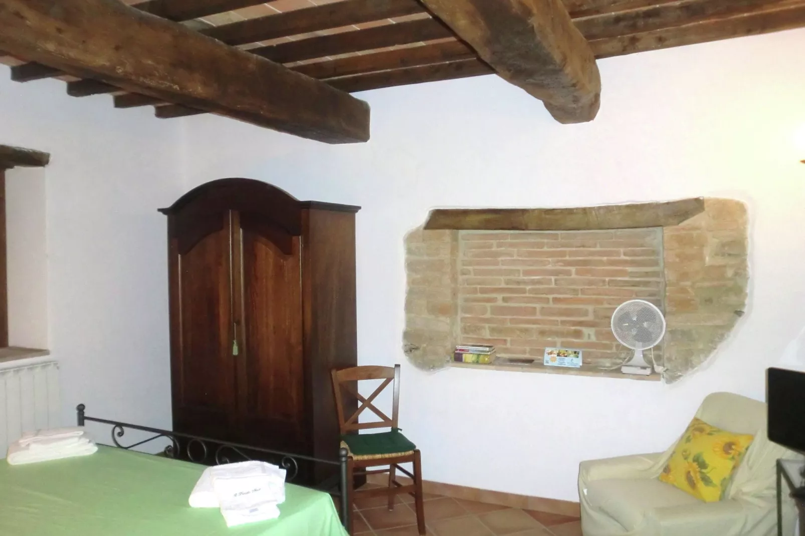 Salvia-Bedroom