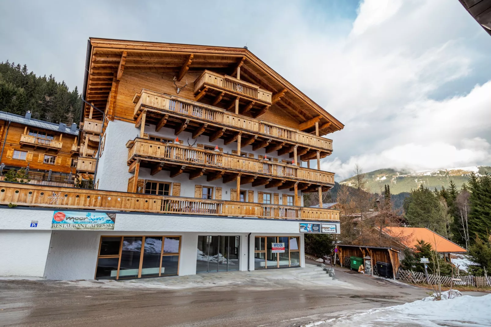 Panorama Chalet TOP 10-Exterior summer