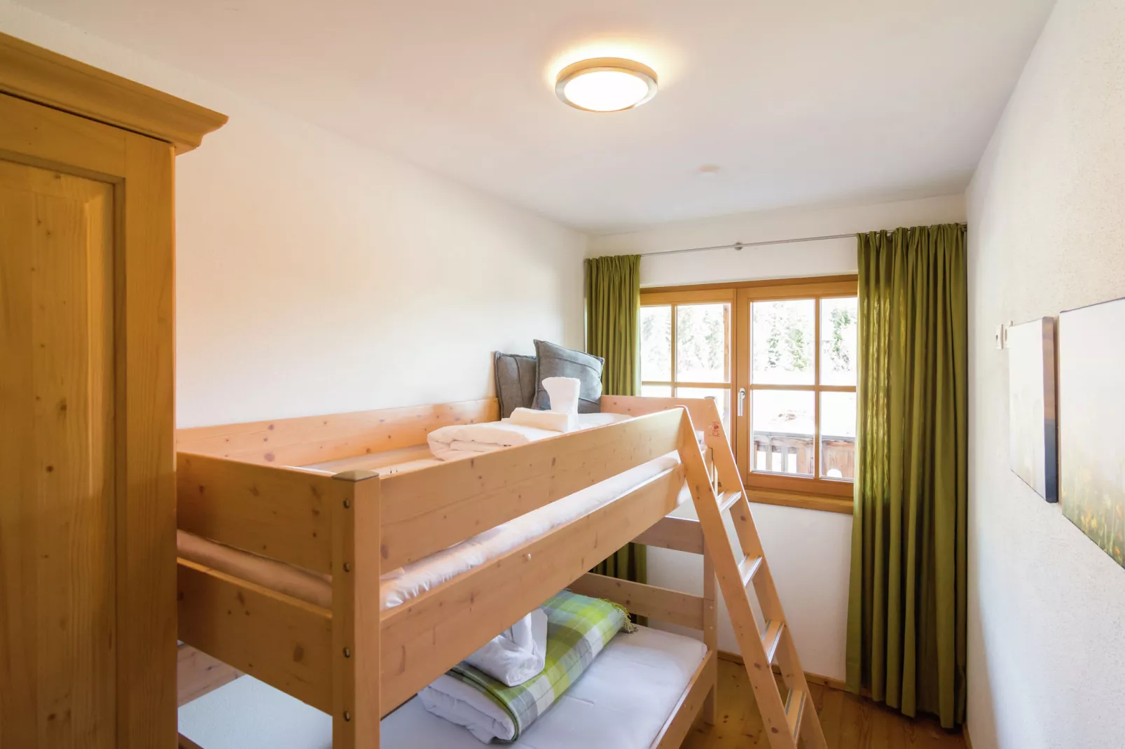 Panorama Chalet 9-Bedroom