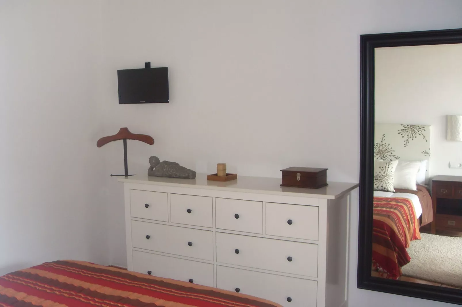 Can Sans-Chambre