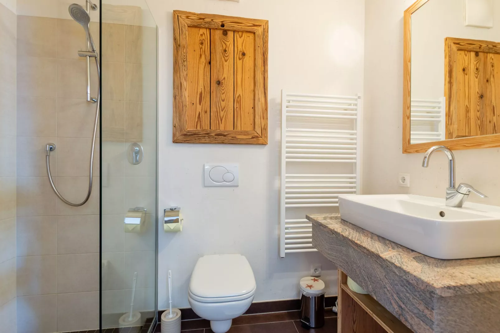 Panorama Chalet 18-Bathroom
