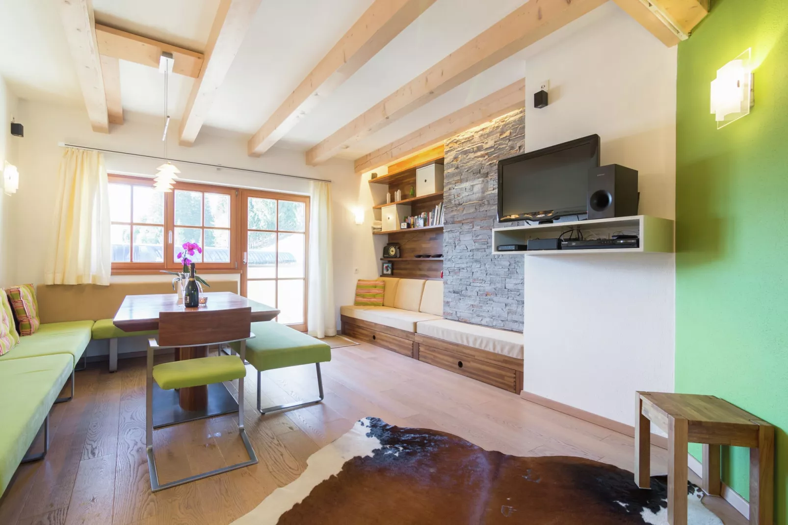 Panorama Chalet 17-Living room
