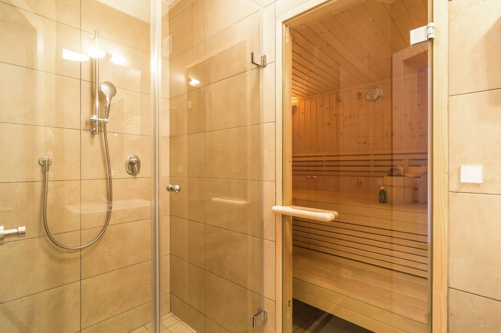 Panorama Chalet 17-Bathroom