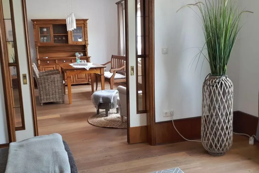 283843-Salle à manger