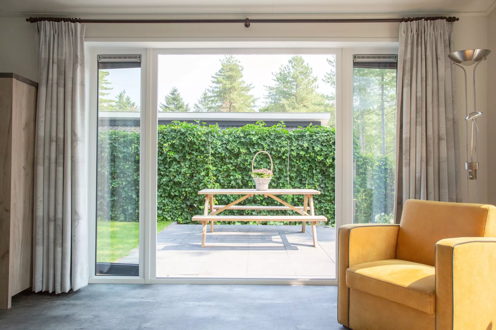 Vakantiepark De Thijmse Berg 16-Living room