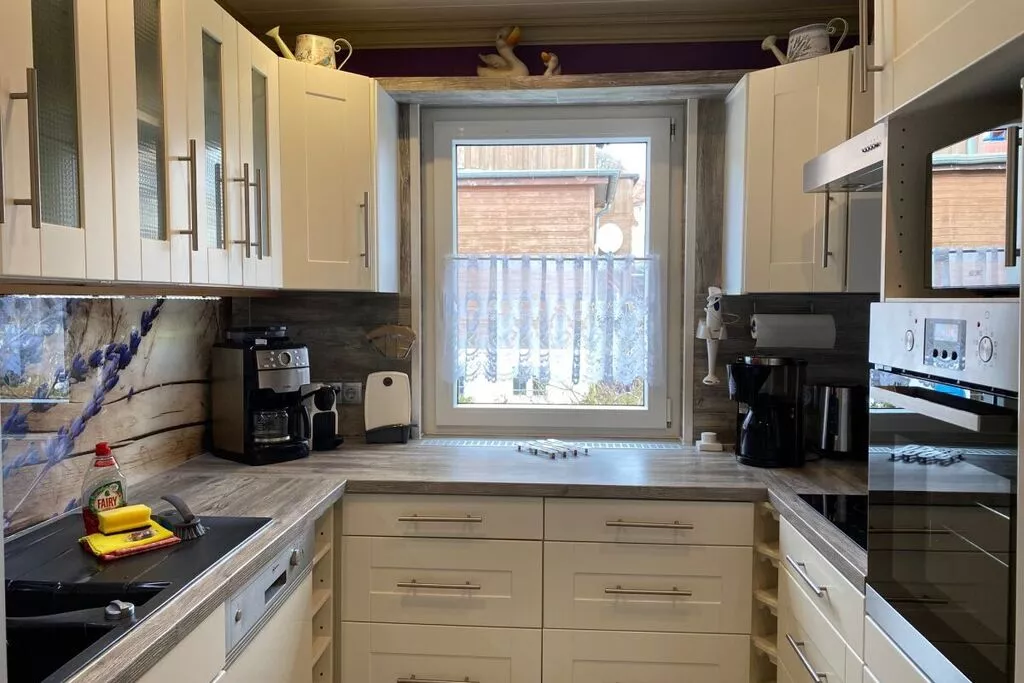 169823-Kitchen