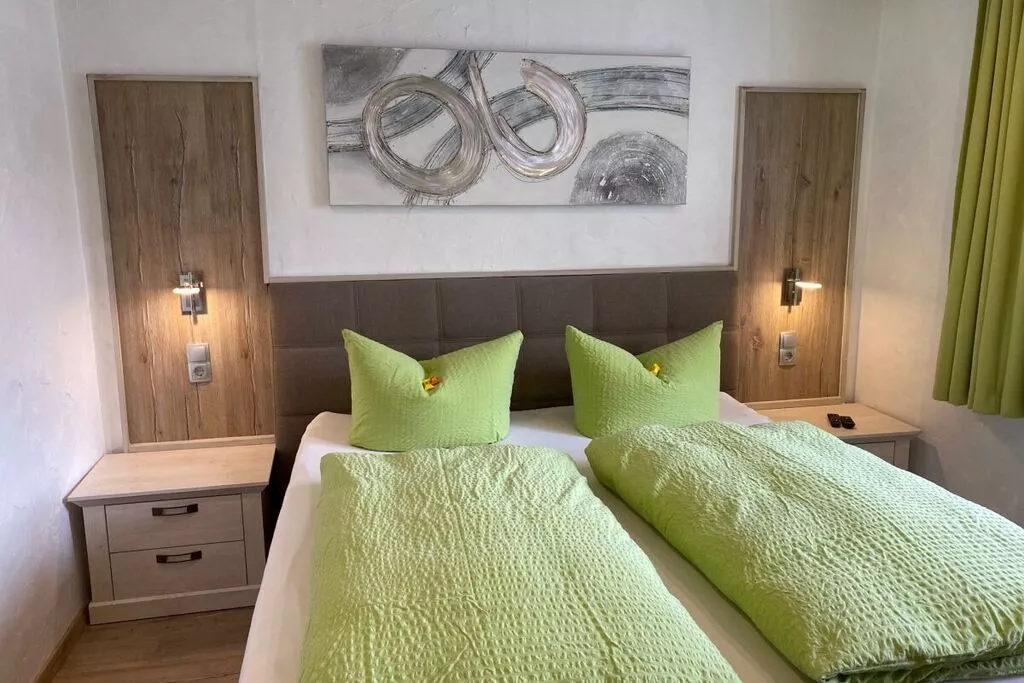169823-Bedroom