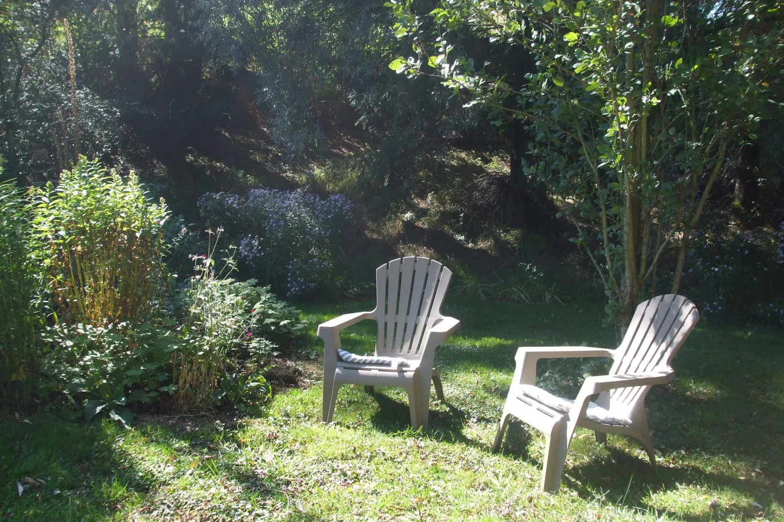 Gîte d'Artisan-Gardens summer