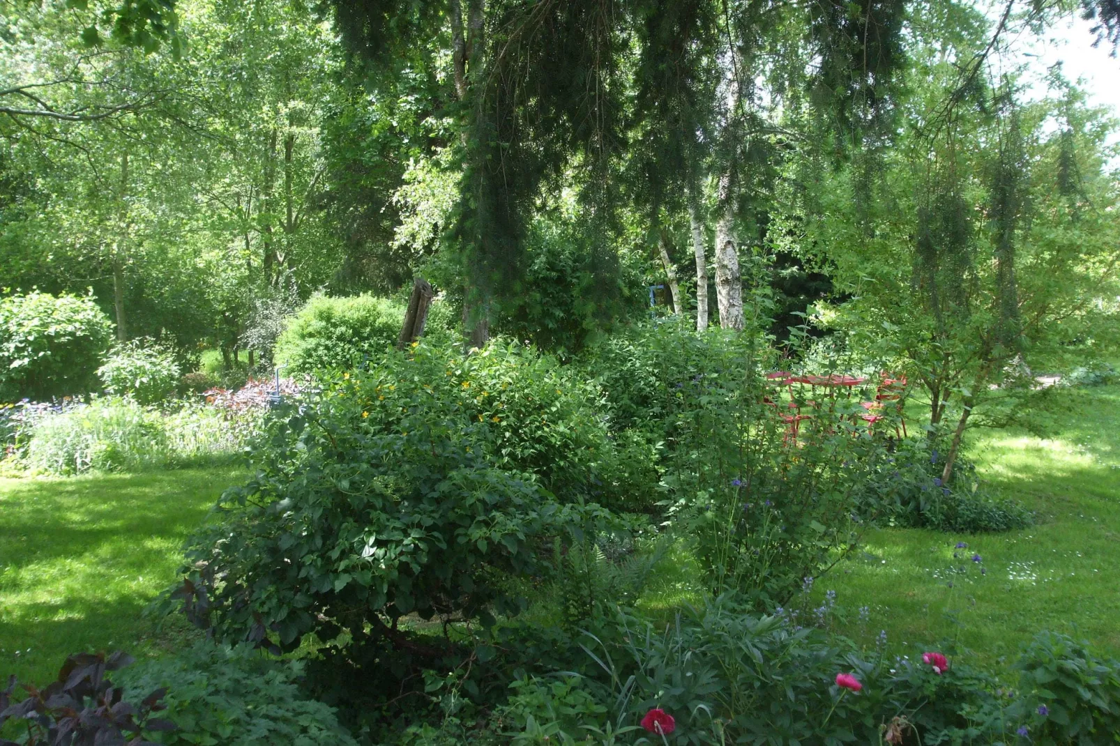 Gîte d'Artisan-Gardens summer