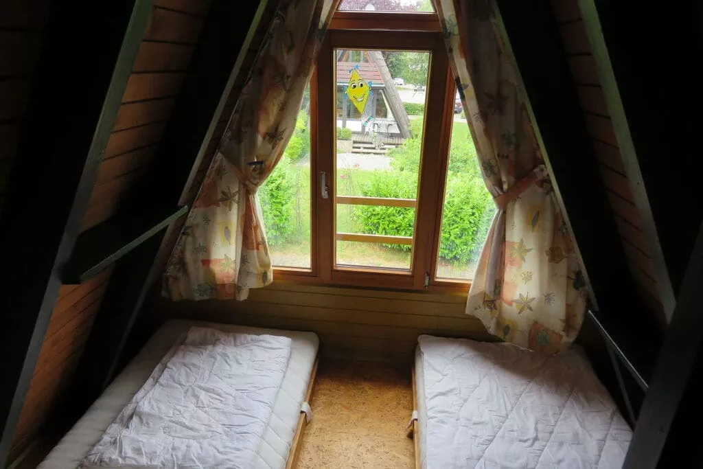 230759-Bedroom