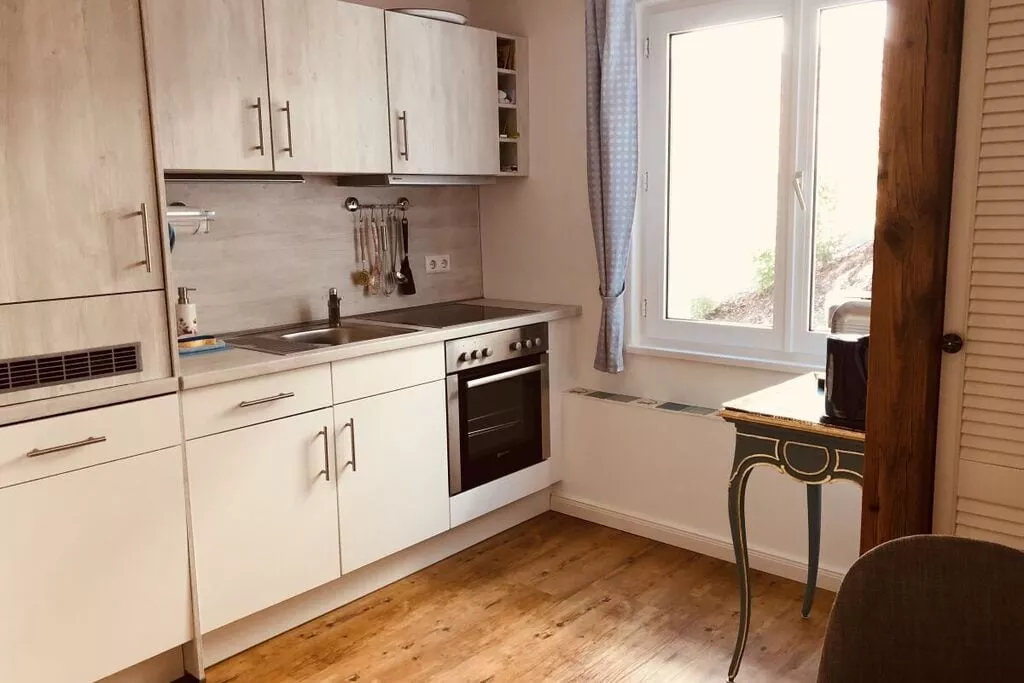 348228-Kitchen