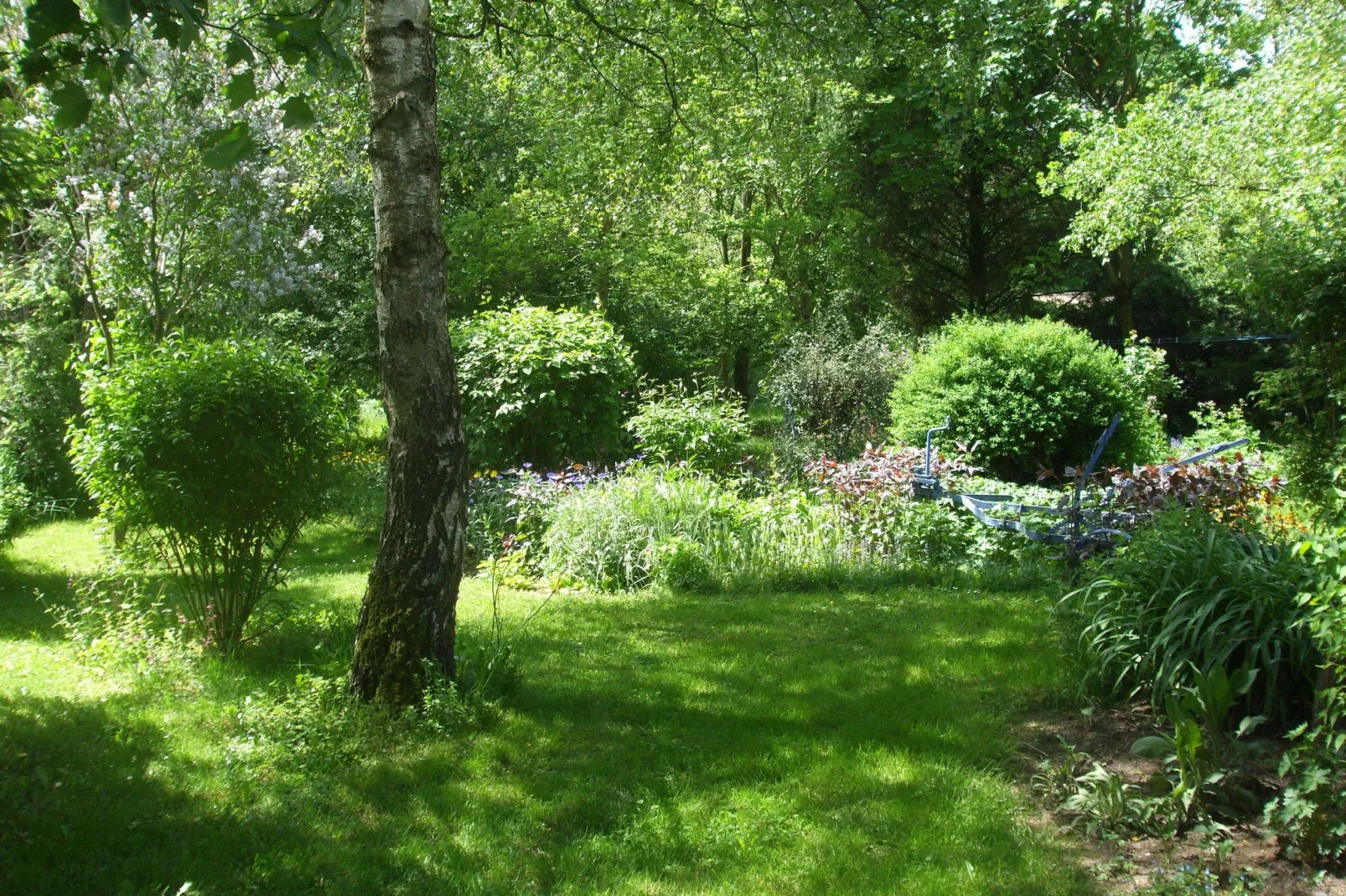 Gîte d'Artisan-Gardens summer