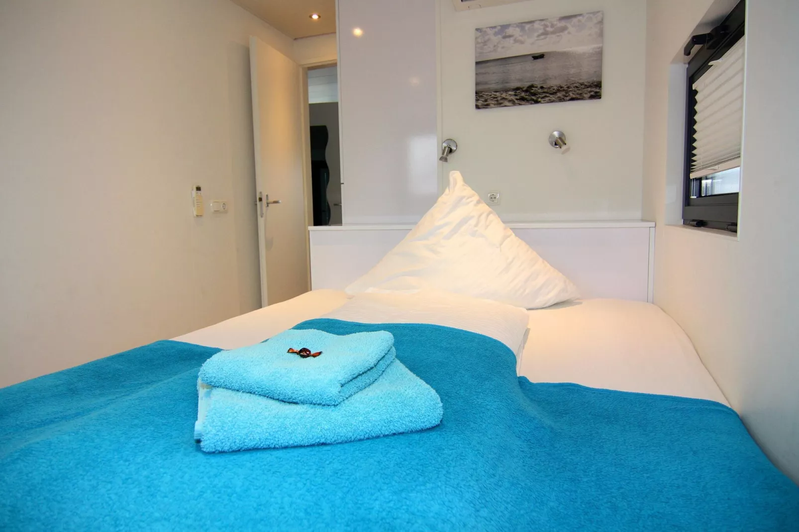 Houseboat Floating House "Leni", Ribnitz-Damgarten-Leni-Bedroom