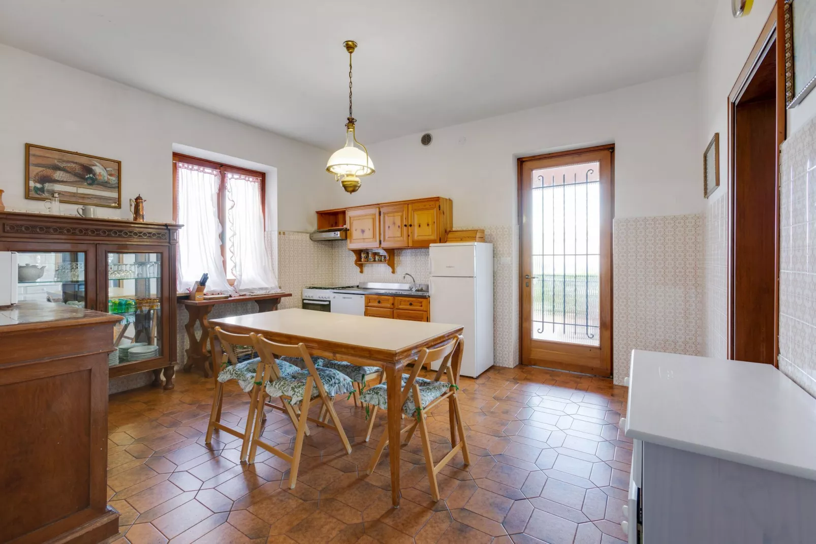 Villa Barono-Dining room