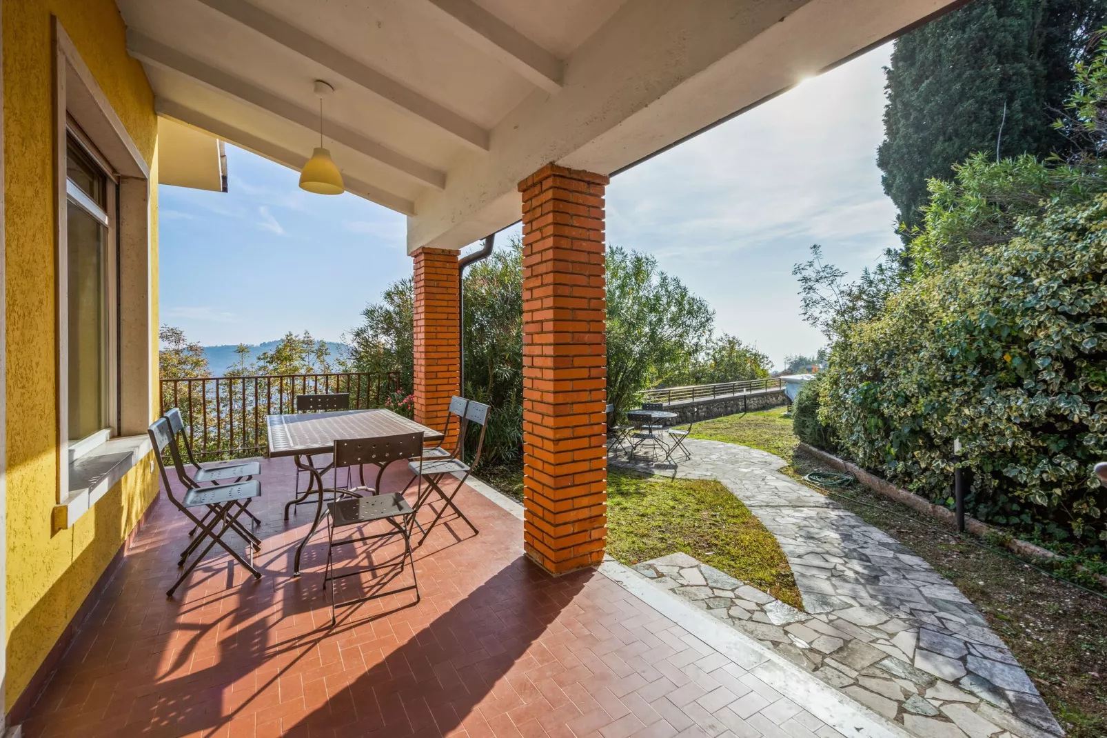 Villa Rovere-Terrace balcony