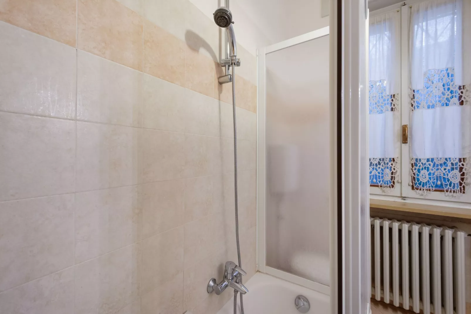 Villa Rovere-Bathroom
