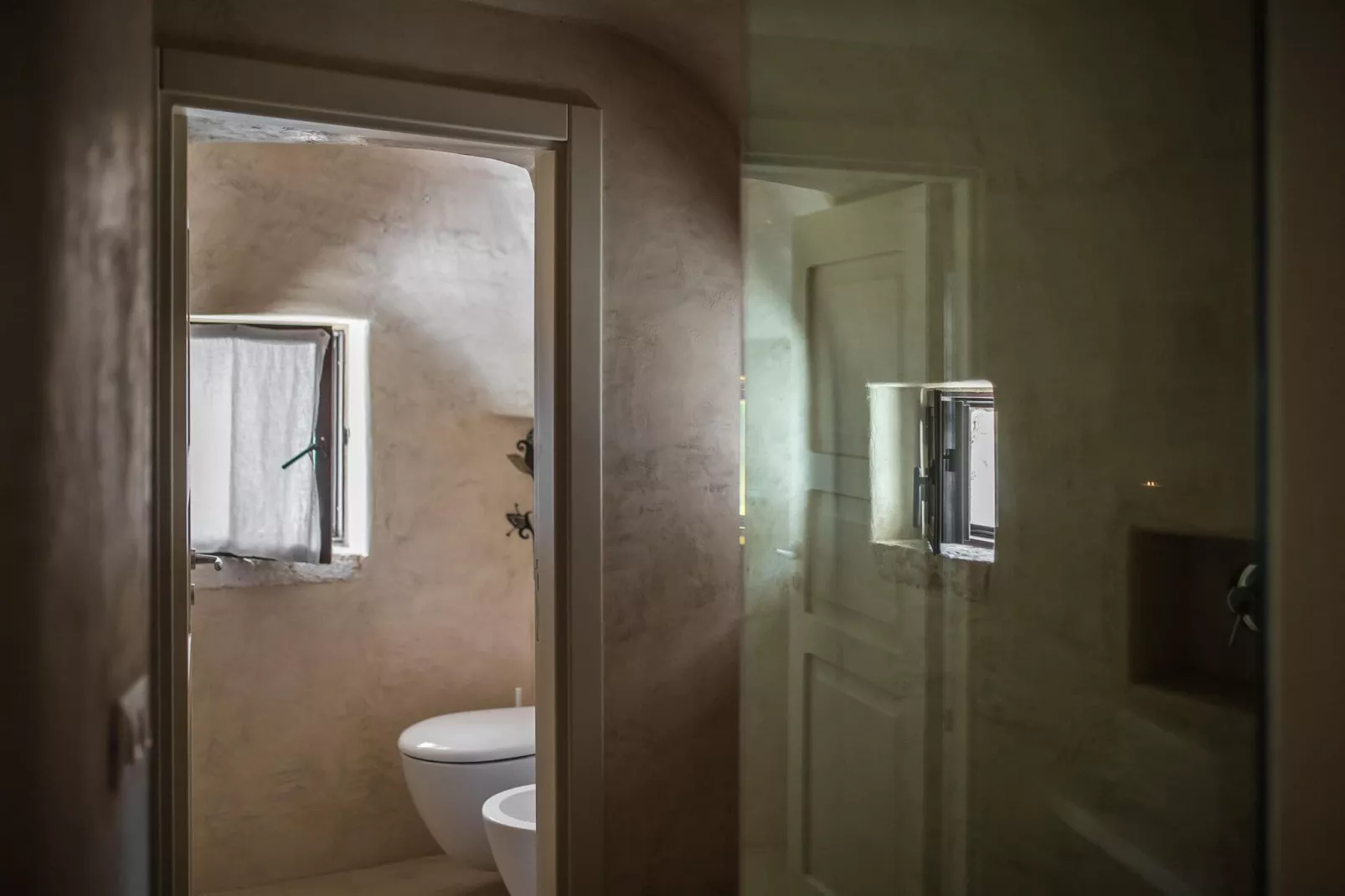 Luxury Trullo Termetrio in Cisternino-Bathroom