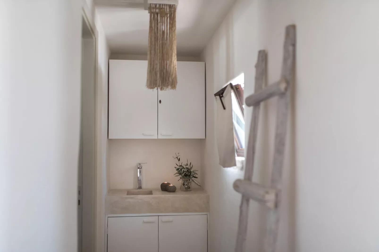 Luxury Trullo Termetrio in Cisternino-Bathroom