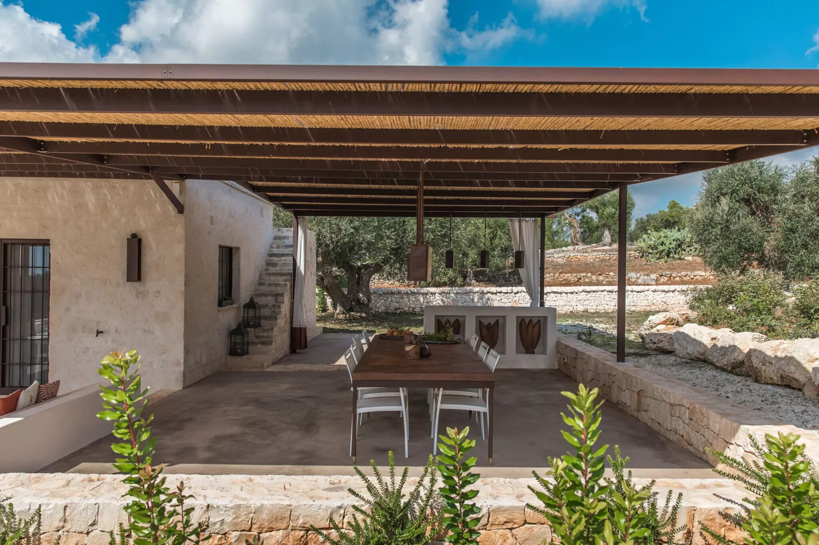 Luxury Trullo Termetrio in Cisternino-Terrace balcony