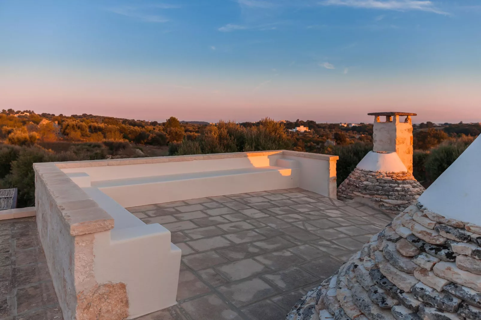 Luxury Trullo Termetrio in Cisternino-View summer