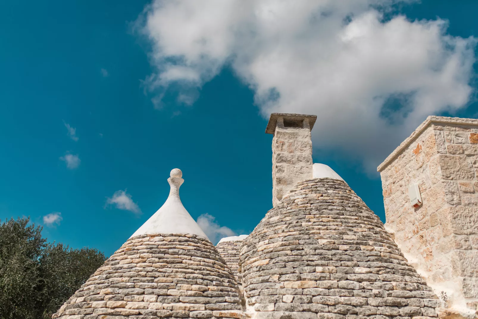 Luxury Trullo Termetrio in Cisternino-Exterior summer