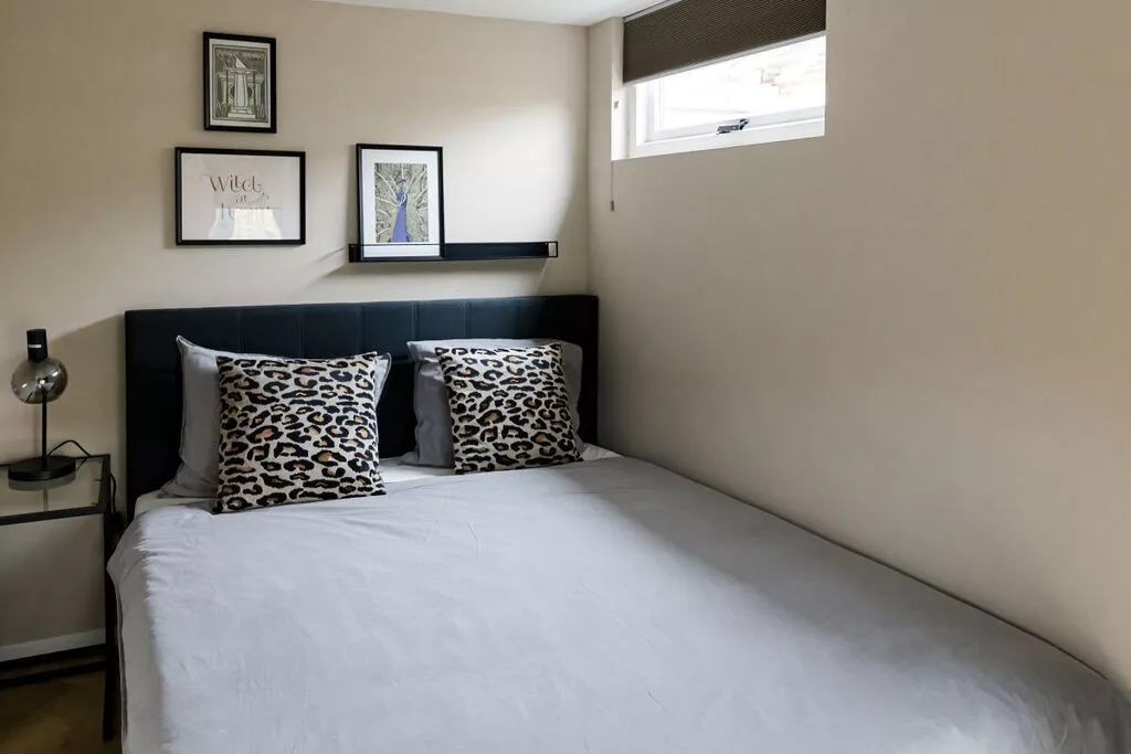 431965-Bedroom
