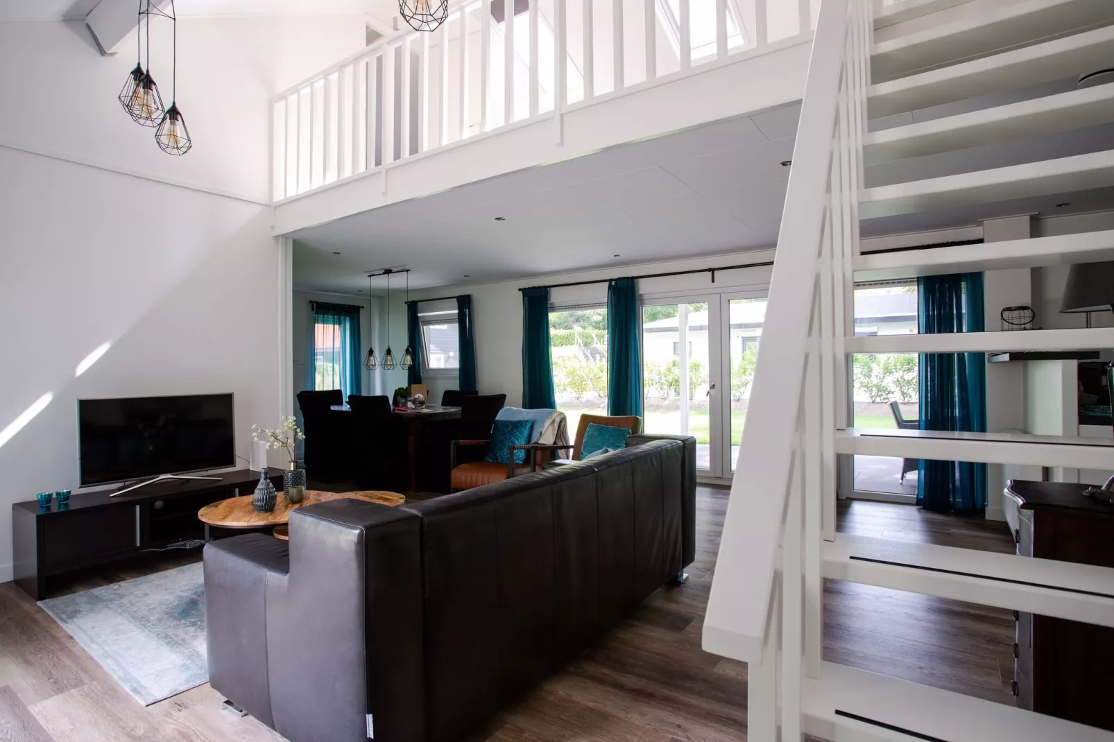Vakantiepark De Thijmse Berg 17-Living room