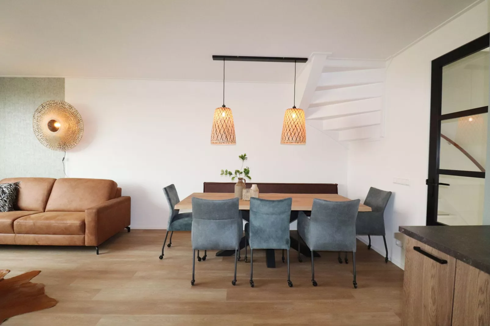 Friese villa 9 in Leons-Dining room