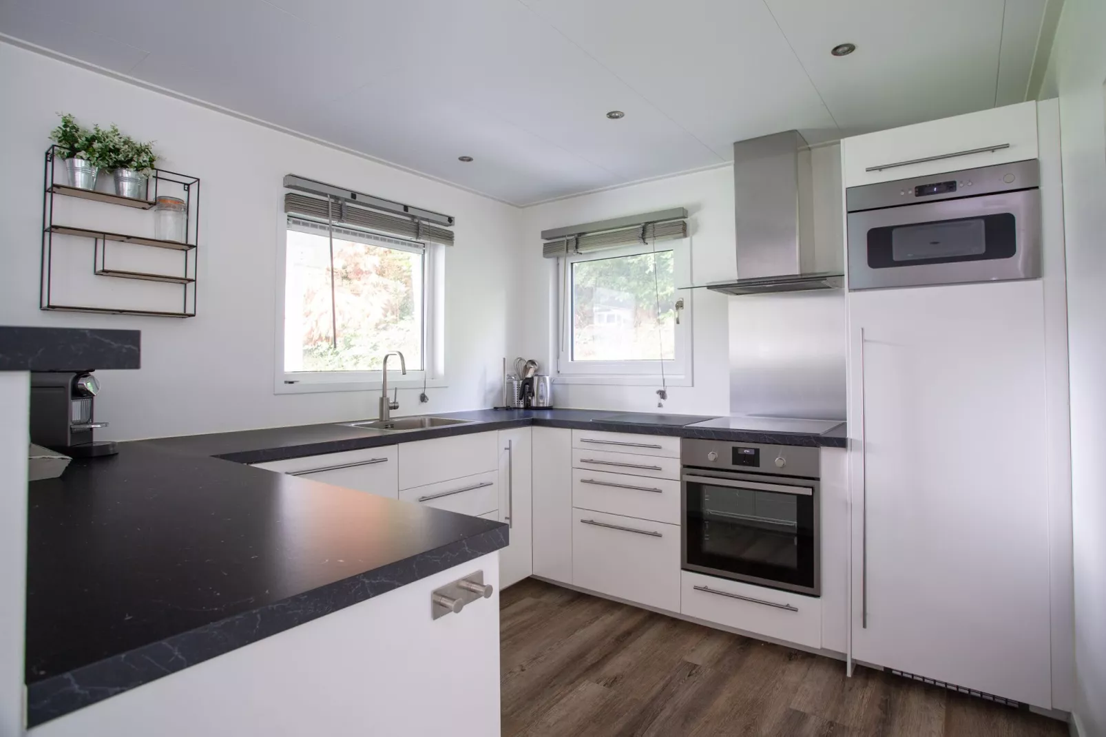 Vakantiepark De Thijmse Berg 17-Kitchen