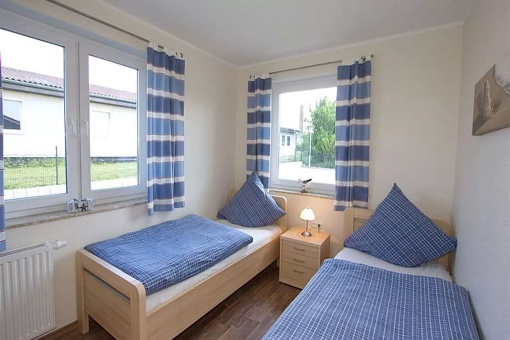 176391-Bedroom
