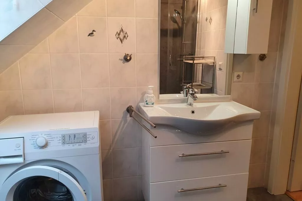 246064	-Bathroom
