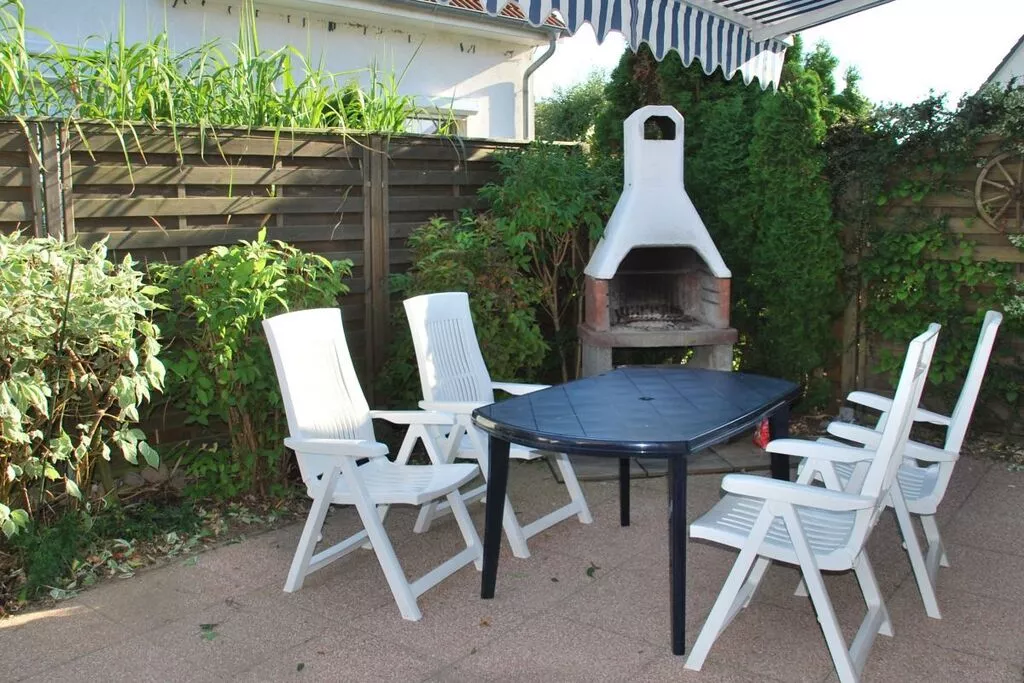 246064	-Terrace
