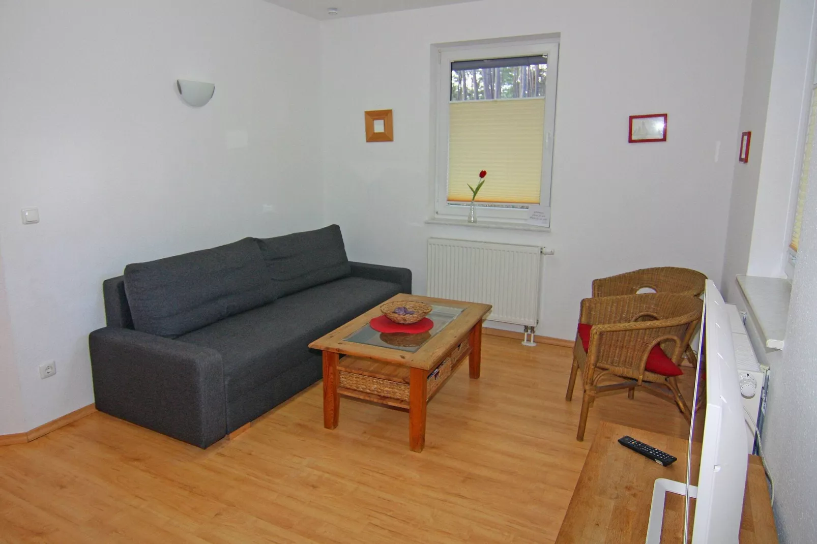 Im EG 50 qm / rechts-Living room