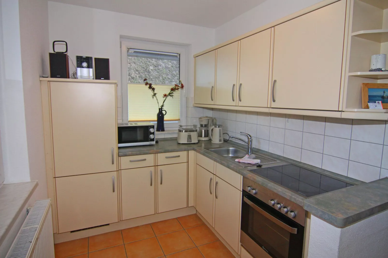Im EG 50 qm / rechts-Kitchen