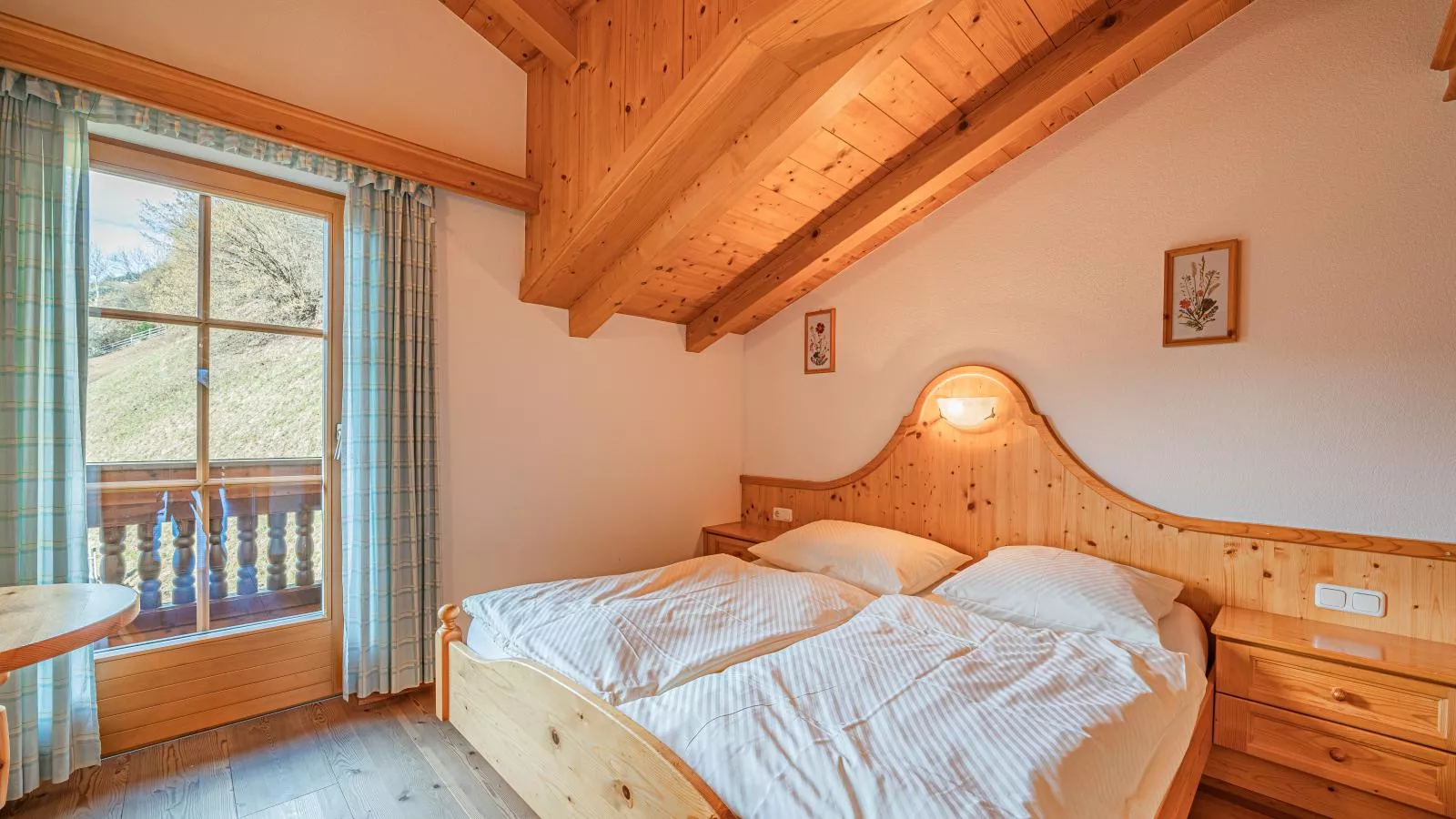 Andre Top 1-Bedroom