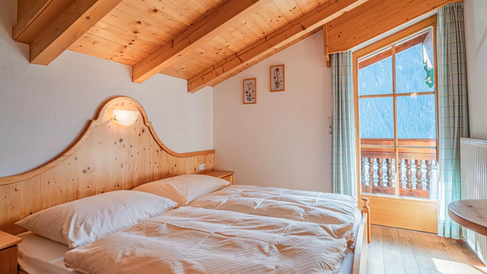 Andre Top 1-Bedroom