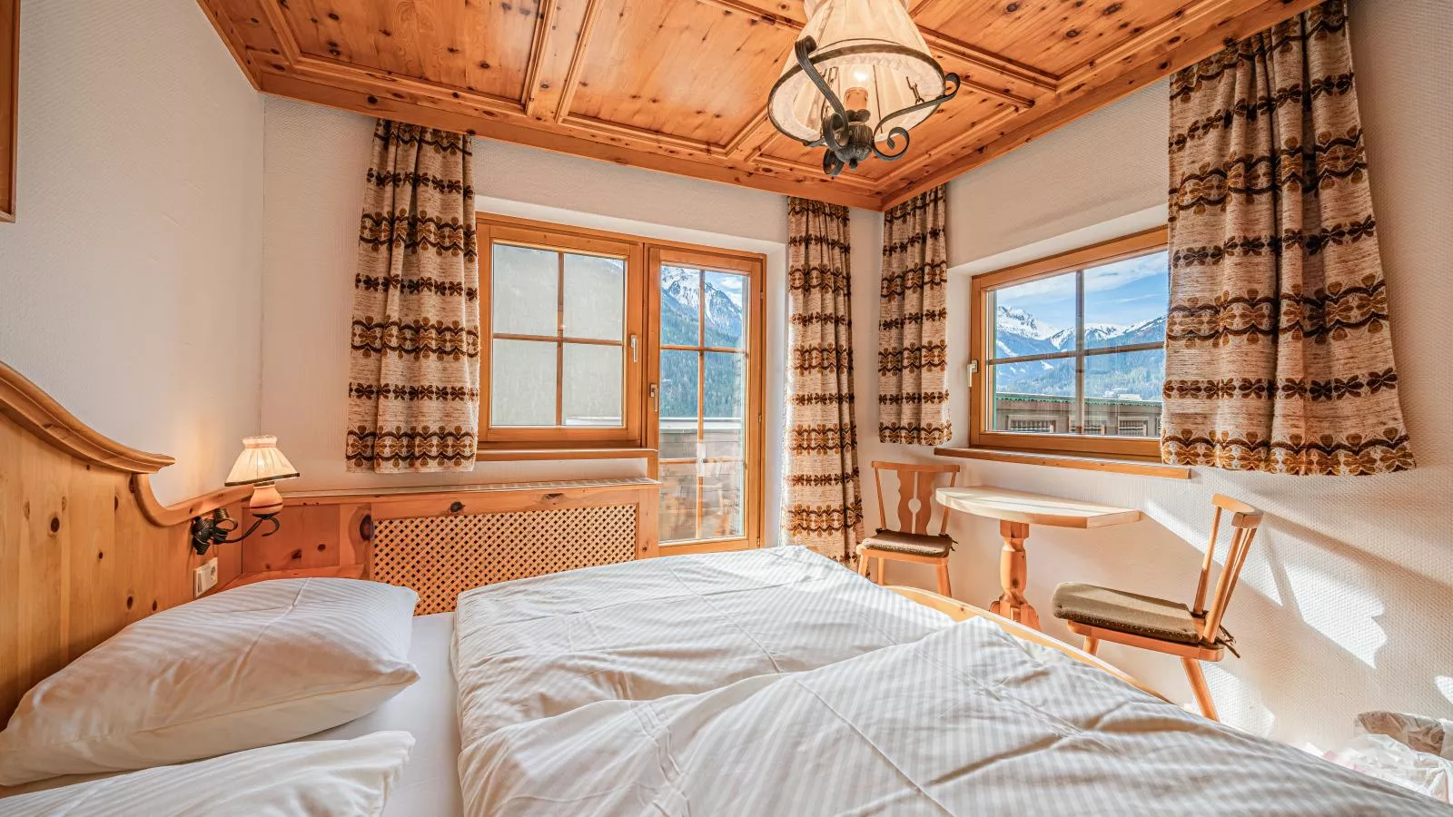 Andre Top 2-Bedroom