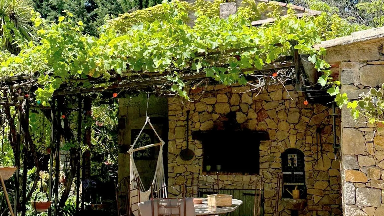 Butterfly-Terrace balcony