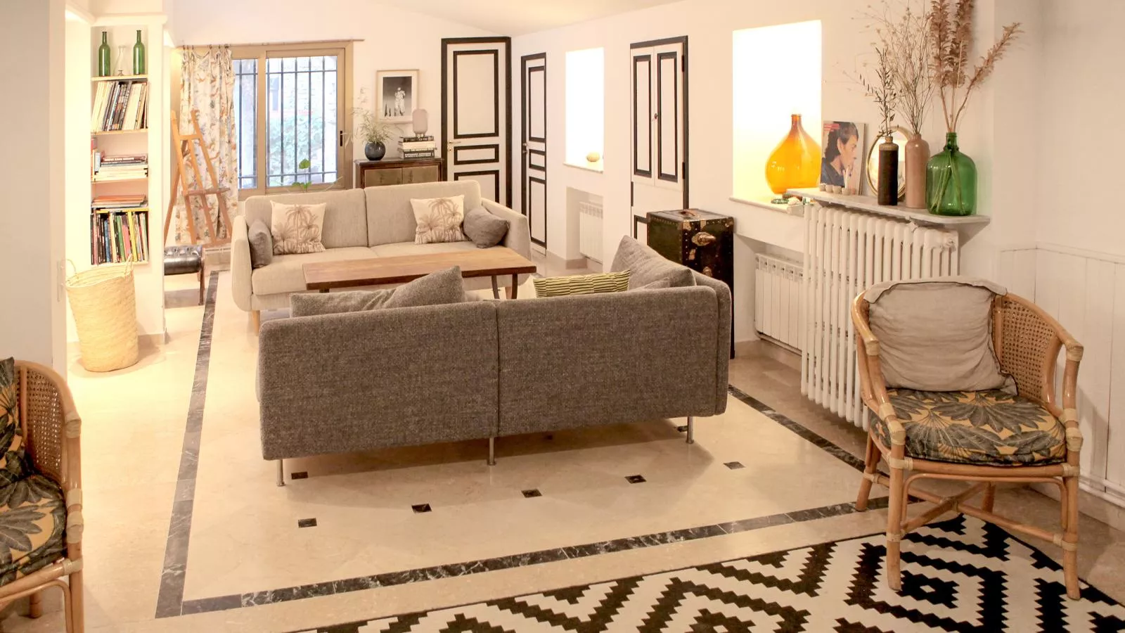 Butterfly-Living room