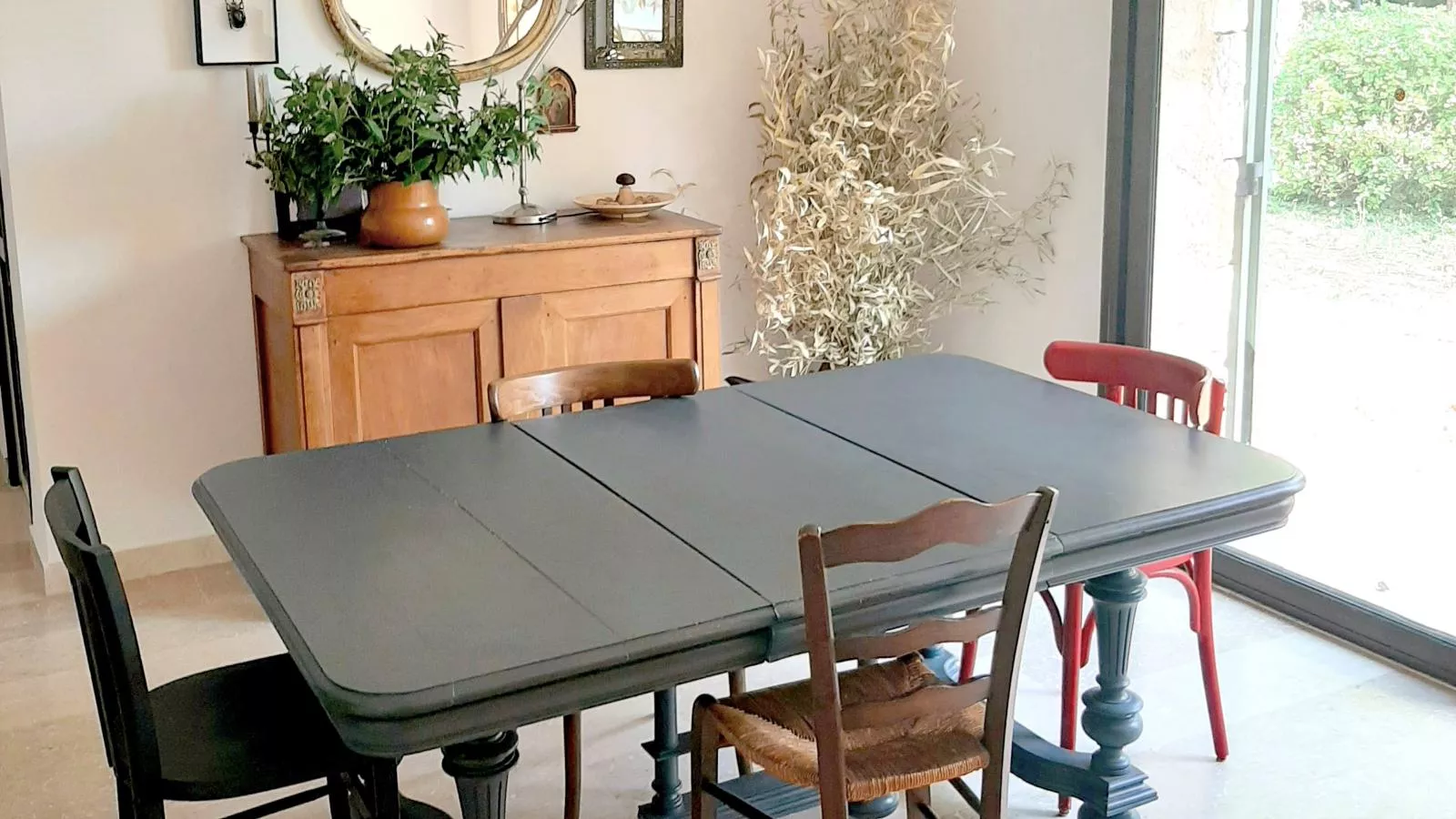 Butterfly-Dining room